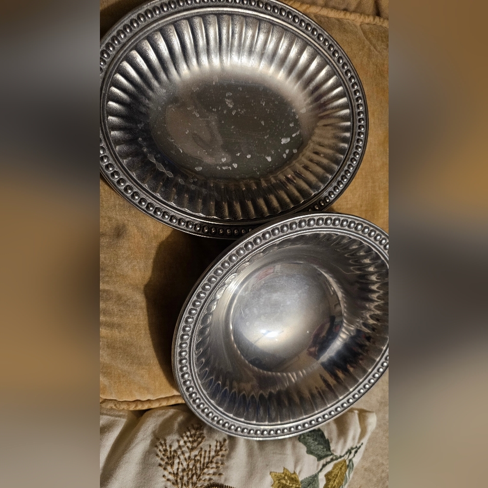 Flutes and Pearls Serving Bowls Wilton Armetale